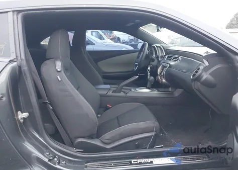 2013 Chevrolet Camaro 2Ls z USA, uszkodzony, nr VIN 2G1FA1E3XD9105164